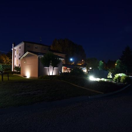 Agrialloggi La Palazzina クルタローロ エクステリア 写真
